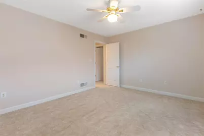 2695 Vienna Estates Drive, Miamisburg, OH 45459 - Photo 23