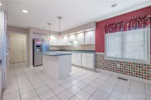 2695 Vienna Estates Dr, Miamisburg, OH 45459 - Photo 7