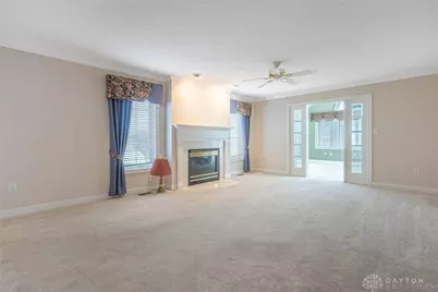 2695 Vienna Estates Drive, Miamisburg, OH 45459 - Photo 9