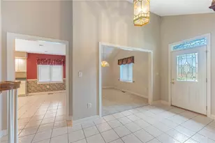 2695 Vienna Estates Dr, Miamisburg, OH 45459 - Photo 3