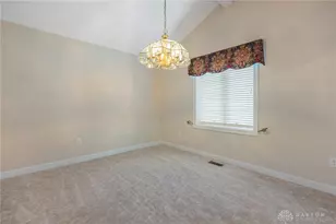 2695 Vienna Estates Dr, Miamisburg, OH 45459 - Photo 5