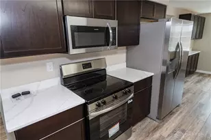 6850 Locustview Dr, Huber Heights, OH 45424 - Photo 23