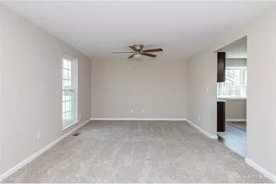 6850 Locustview Drive, Huber Heights, OH 45424 - Photo 9