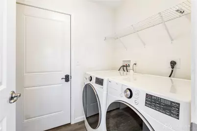 1657 Summit Creek Drive, Centerville, OH 45458 - Photo 9