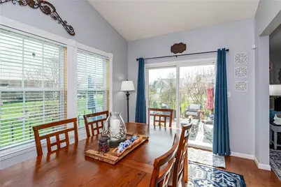 1563 N Wood Creek Drive, Clearcreek Twp, OH 45458 - Photo 11