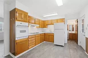 317 Mumford Dr, Troy, OH 45373 - Photo 9