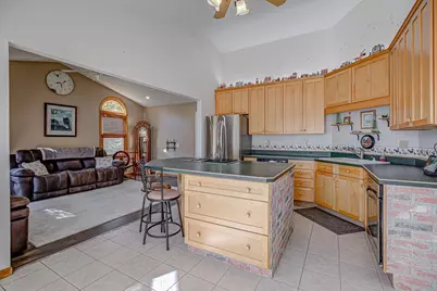 805 Brande Drive, Eaton, OH 45320 - Photo 7