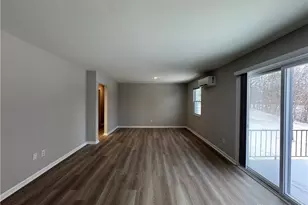 30 Poinciana Dr, Dayton, OH 45459 - Photo 3