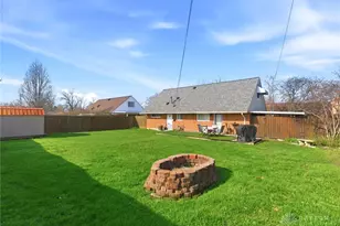 5718 Rousseau Dr, Dayton, OH 45424 - Photo 37