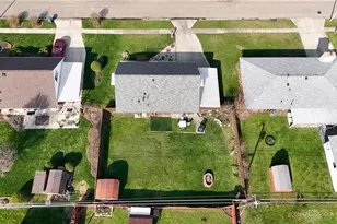 5718 Rousseau Dr, Dayton, OH 45424 - Photo 43