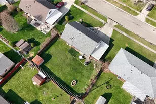 5718 Rousseau Dr, Dayton, OH 45424 - Photo 45