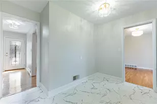 813 Lovetta Dr, Kettering, OH 45429 - Photo 11