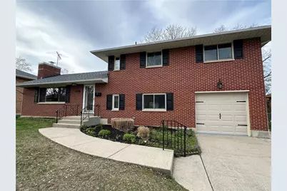 813 Lovetta Drive, Kettering, OH 45429 - Photo 1