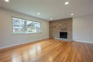 813 Lovetta Dr, Kettering, OH 45429 - Photo 3