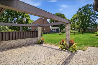 610 Stonecress Drive, Tipp City, OH 45371 - Photo 57