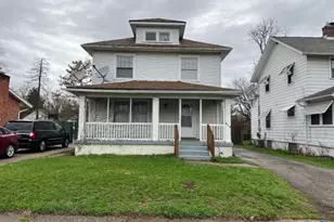 445 Sandhurst Dr, Dayton, OH 45405 - Photo 1