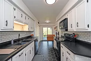 28 Nicholson Ct, Centerville, OH 45459 - Photo 15