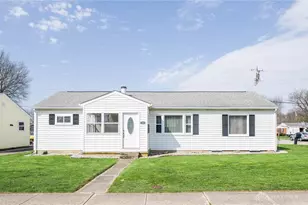 1211 N Aukerman St, Eaton, OH 45320 - Photo 1