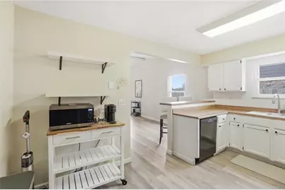 8969 Gardengate Drive, Huber Heights, OH 45424 - Photo 13