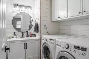 1037 Primrose Dr, West Carrollton, OH 45449 - Photo 13