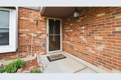 6375 Greenfield Way, Huber Heights, OH 45424 - Photo 5