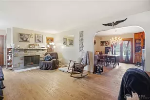 1466 S Central Dr, Beavercreek, OH 45432 - Photo 7