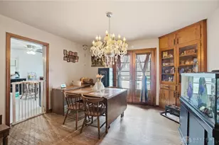 1466 S Central Dr, Beavercreek, OH 45432 - Photo 9