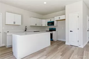 10124 S Cliff Swallow Ct, Miamisburg, OH 45342 - Photo 5