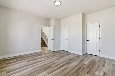 10124 S Cliff Swallow Court, Miamisburg, OH 45342 - Photo 11