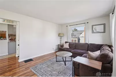 447 S Stadium Drive, Xenia, OH 45385 - Photo 3