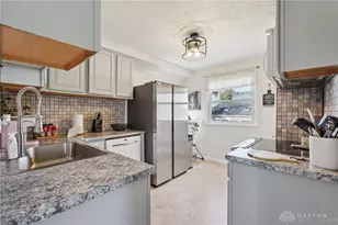 447 S Stadium Dr, Xenia, OH 45385 - Photo 9