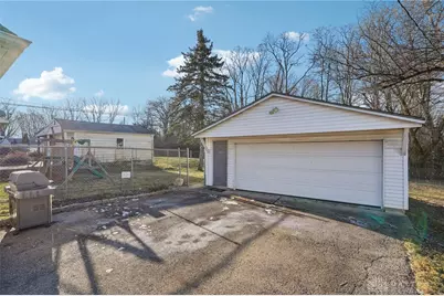 447 S Stadium Drive, Xenia, OH 45385 - Photo 29