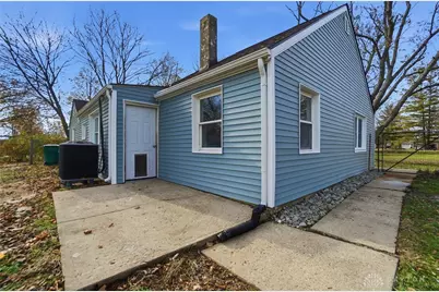 9185 S Mann Road, Bethel Twp, OH 45371 - Photo 49