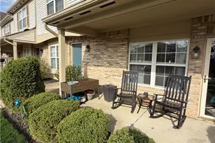 9312 Captiva Bay Dr, Miami Township, OH 45342 - Photo 5