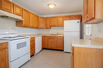 489 Caldwell Circle, Bethel Twp, OH 45344 - Photo 3