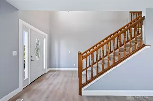 6660 Deer Bluff Dr, Huber Heights, OH 45424 - Photo 3