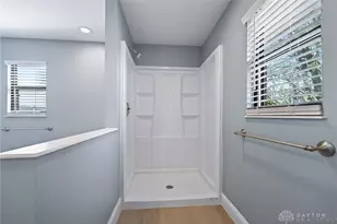 6660 Deer Bluff Dr, Huber Heights, OH 45424 - Photo 35