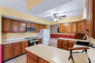 1323 W State Route 571, Tipp City, OH 45371 - Photo 31