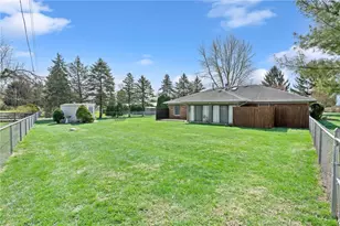 1323 W State Route 571, Tipp City, OH 45371 - Photo 27