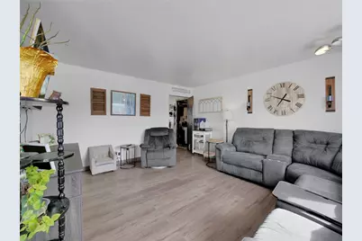 1407 Navajo Drive, Xenia, OH 45385 - Photo 5