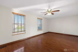 7064 Safari Dr, Huber Heights, OH 45424 - Photo 7