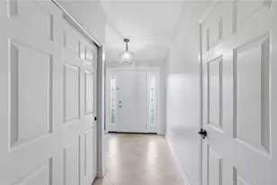 1007 Hyde Park Dr, Centerville, OH 45429 - Photo 9