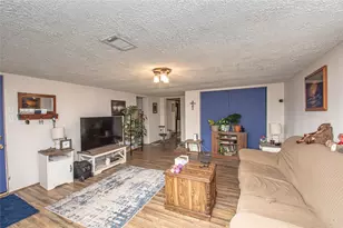 2099 Van Oss Dr, Beavercreek, OH 45431 - Photo 7