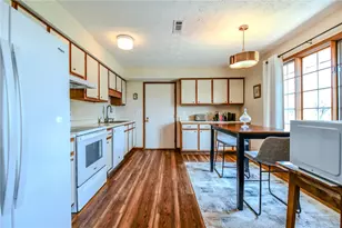 6859 Willow Creek Dr, Huber Heights, OH 45424 - Photo 13