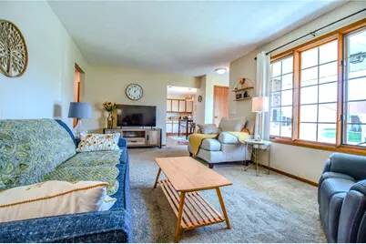 6859 Willow Creek Drive, Huber Heights, OH 45424 - Photo 11