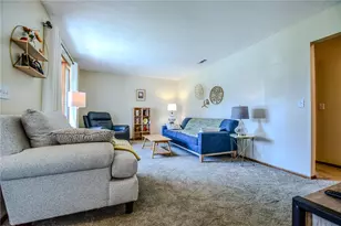 6859 Willow Creek Dr, Huber Heights, OH 45424 - Photo 9