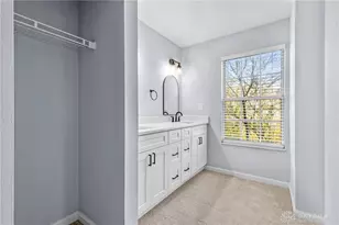 10555 Montgomery Rd, Sycamore Township, OH 45242 - Photo 15