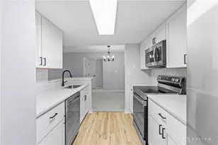 10555 Montgomery Rd, Sycamore Township, OH 45242 - Photo 7