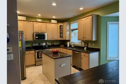 1629 Sunnington Grove Drive, Washington Twp, OH 45458 - Photo 9