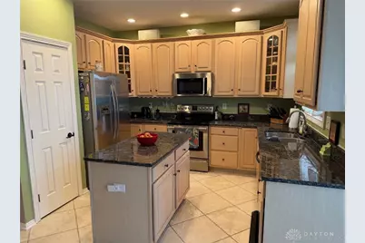 1629 Sunnington Grove Drive, Washington Twp, OH 45458 - Photo 9